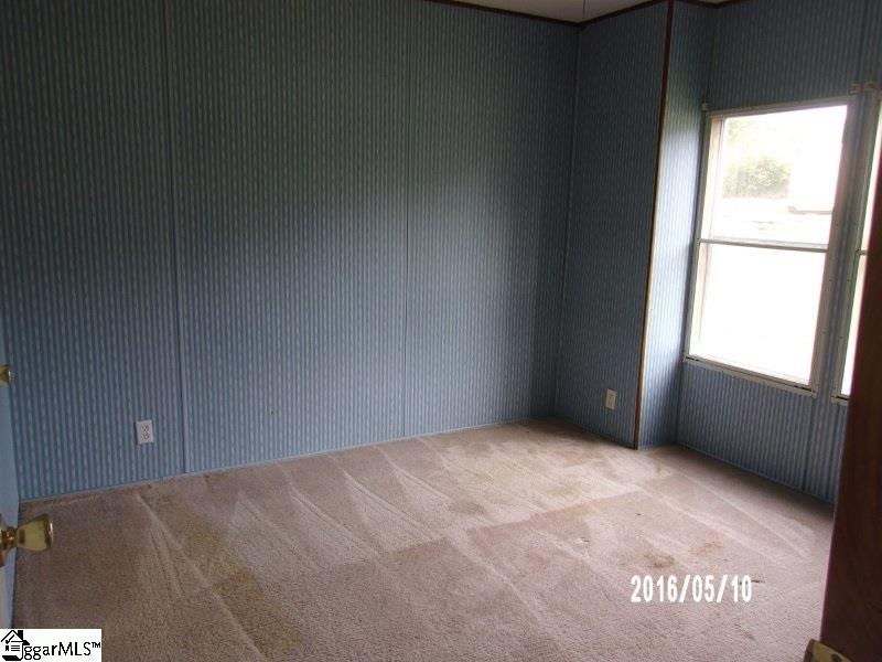 Property image 3 at 100 Country Walk Lane, Simpsonville, SC 29680