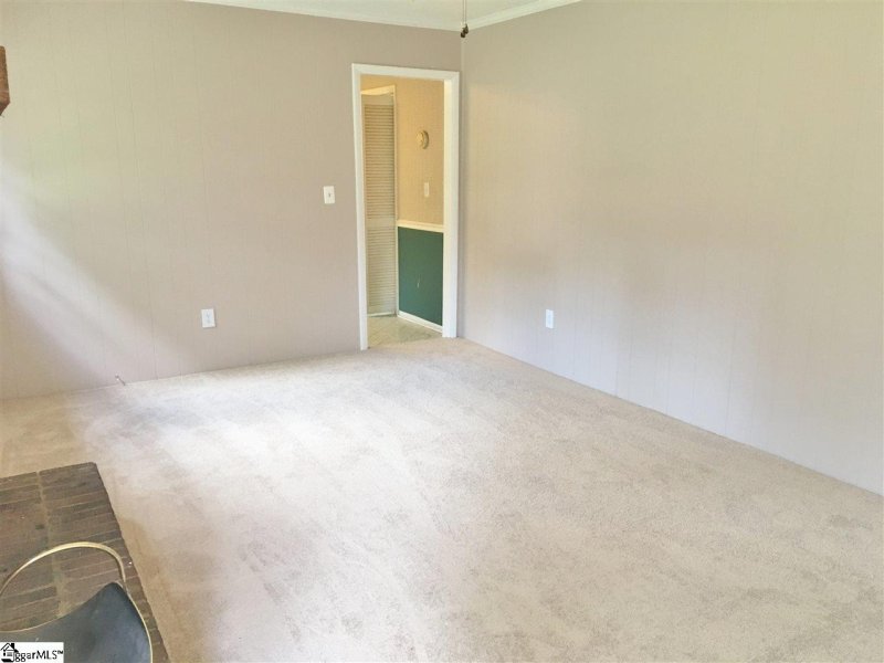 Property image 4 at 5 Woodbend Court, Mauldin, SC 29662