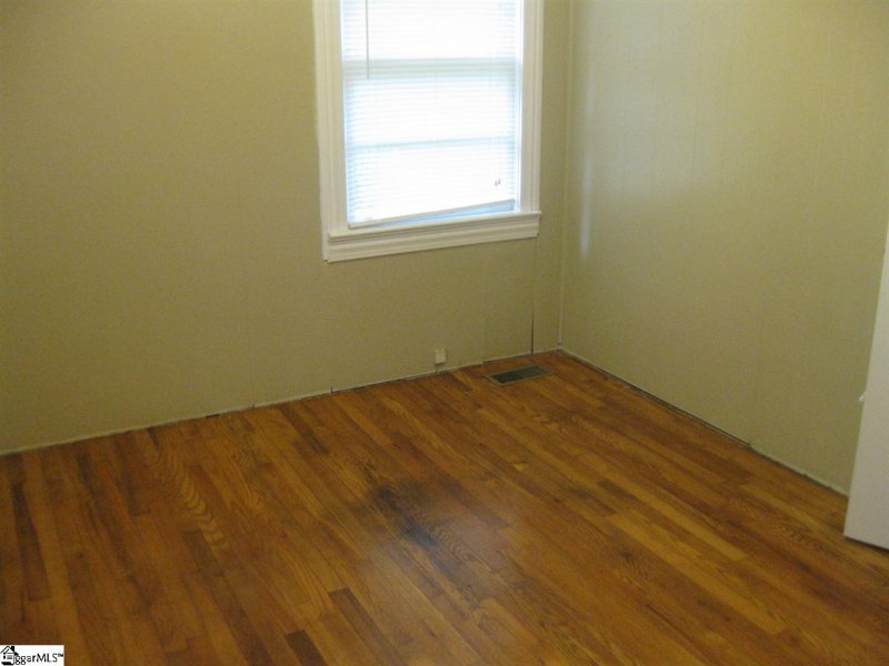 Property image 3 at 1 Pisgah Drive, Greenville, SC 29609