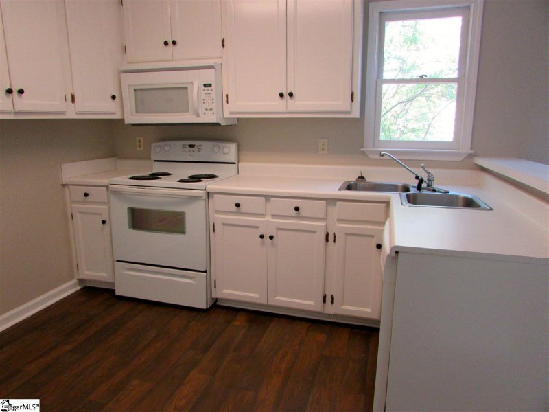 Property image 3 at 118 Londonberry Drive, Anderson, SC 29621