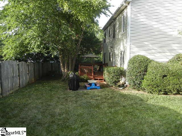 Property image 2 at 11 Old Taylor Court, Greenville, SC 29615