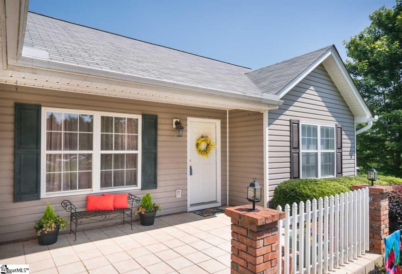 Property image 4 at 502 Bengal Court, Greer, SC 29651