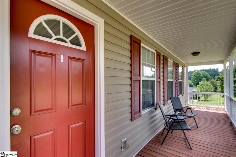 Property image 3 at 20 Country Knolls Drive, Greer, SC 29651