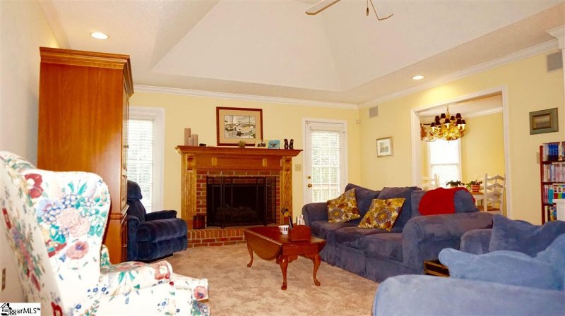 Property image 4 at 107 Gelsemium Place, Greenville, SC 29615