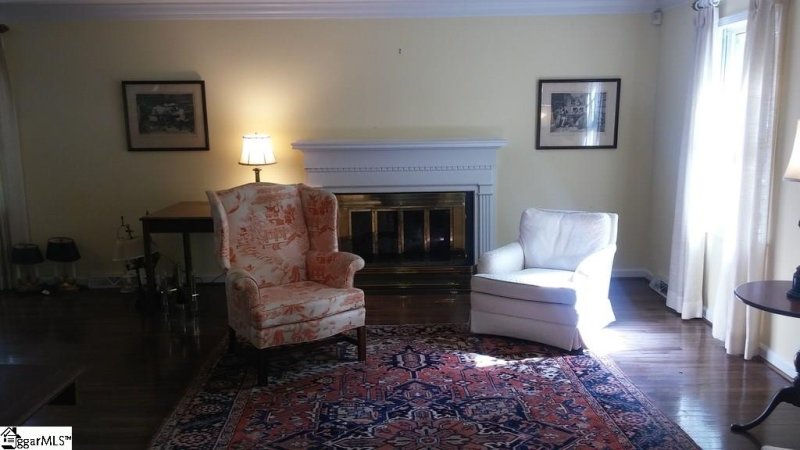 Property image 5 at 106 McDaniel Greene, Greenville, SC 29601