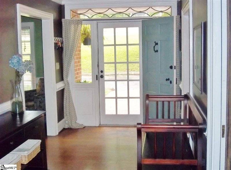 Property image 4 at 101 King Circle, Easley, SC 29640