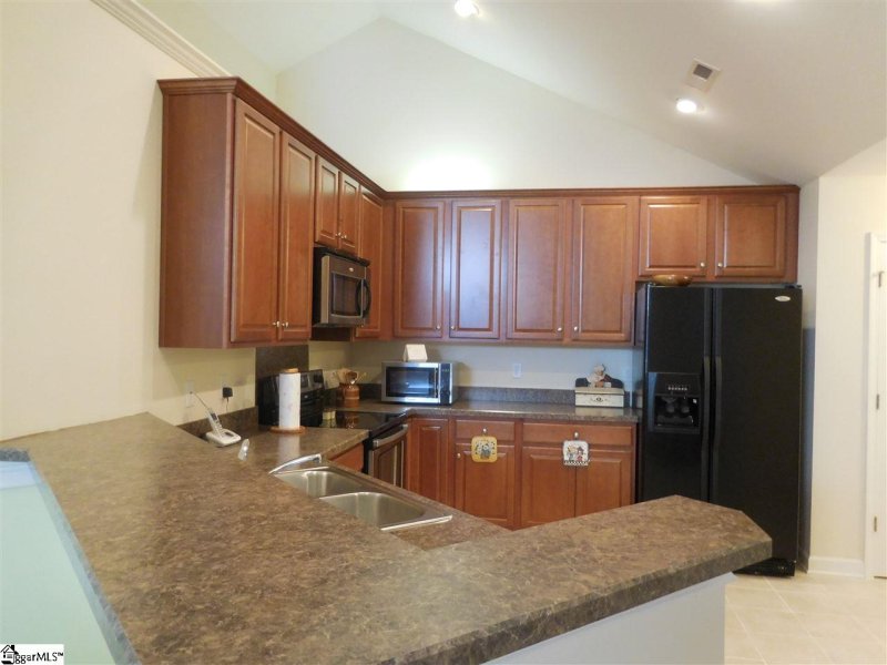 Property image 2 at 158 Ravines Lane, Spartanburg, SC 29301