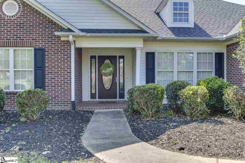 Property image 2 at 337 W Autumn Ridge Road, Moore, SC 29369