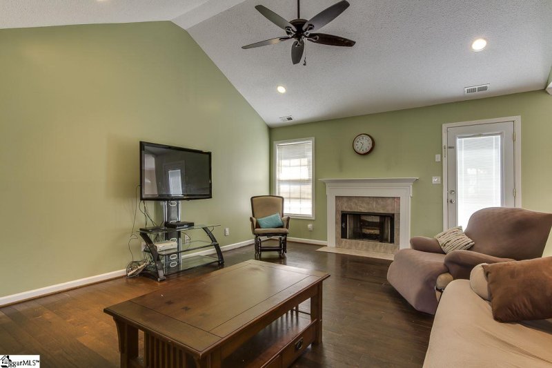 Property image 5 at 337 W Autumn Ridge Road, Moore, SC 29369