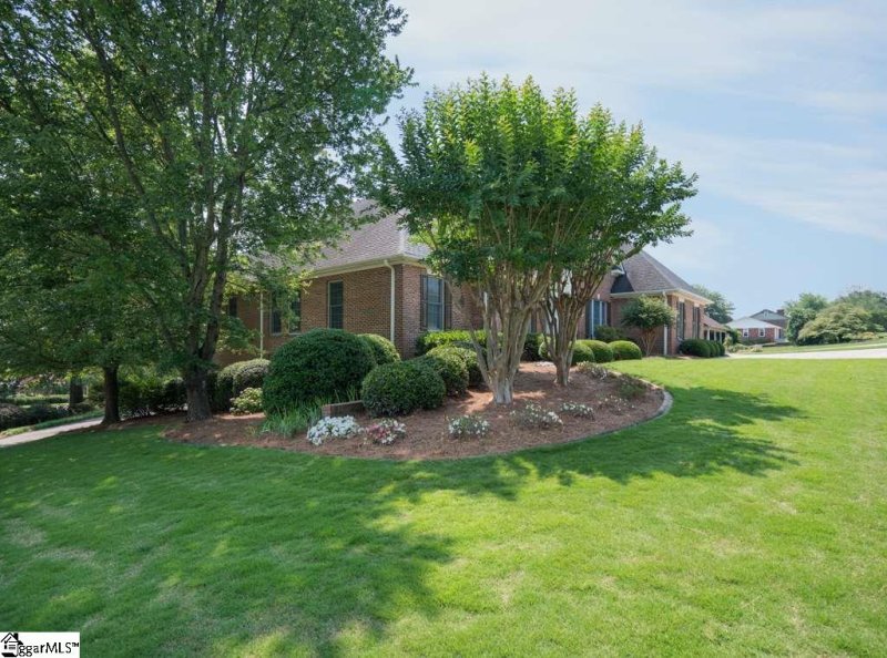 Property image 3 at 414 Mount Vernon Road, Greer, SC 29651