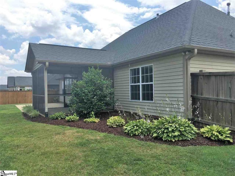 Property image 5 at 132 Stoneledges Lane, Taylors, SC 29687