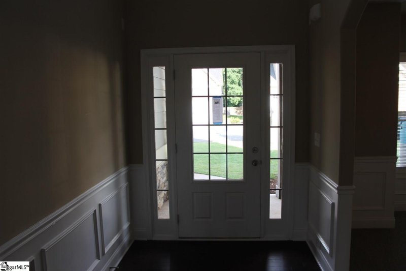 Property image 5 at 405 Shafer Court, Spartanburg, SC 29301