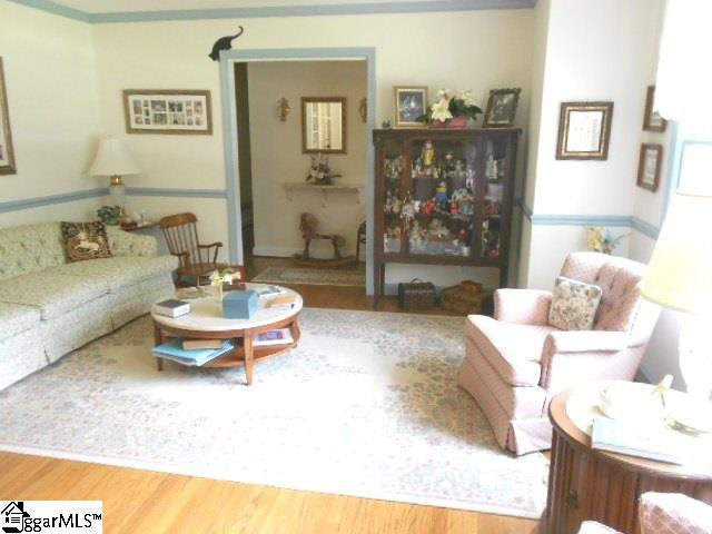 Property image 4 at 301 Barry Drive, Greer, SC 29650