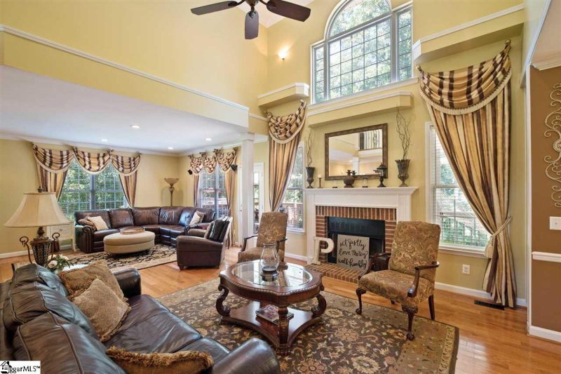 Property image 2 at 116 Annandale Court, Greer, SC 29651-1004