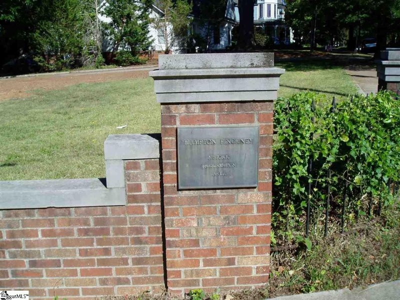 Property image 3 at 117 Butler Avenue, Greenville, SC 29601