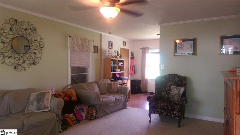 Property image 2 at 5 Edgewood Street, Liberty, SC 29657