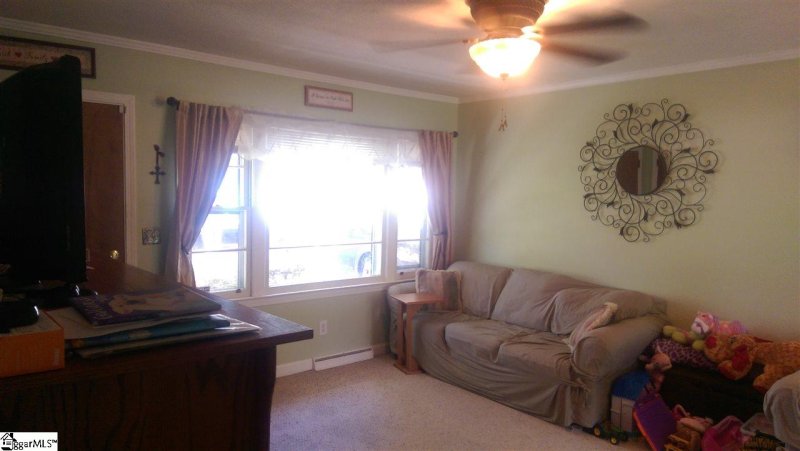 Property image 3 at 5 Edgewood Street, Liberty, SC 29657