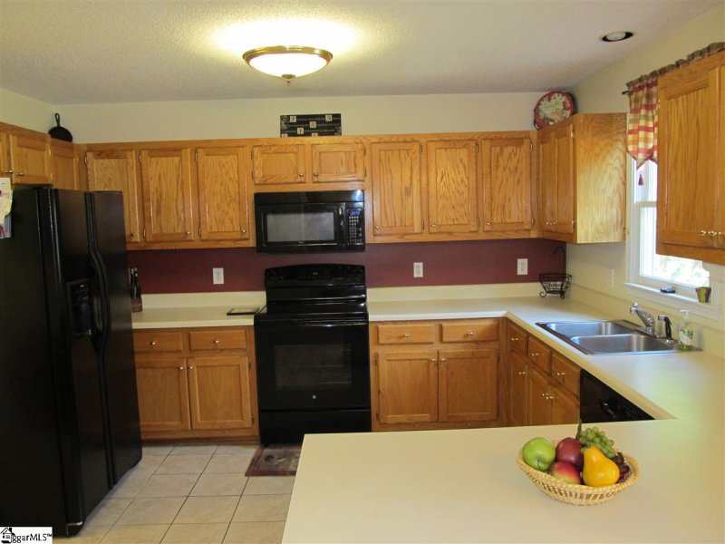 Property image 5 at 315 Tearose Lane, Simpsonville, SC 29681