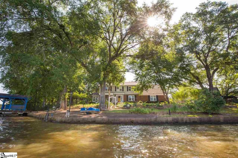 Property image 3 at 131 Club Circle, Greenville, SC 29611