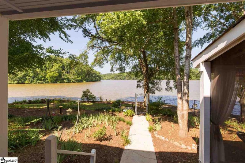 Property image 4 at 131 Club Circle, Greenville, SC 29611