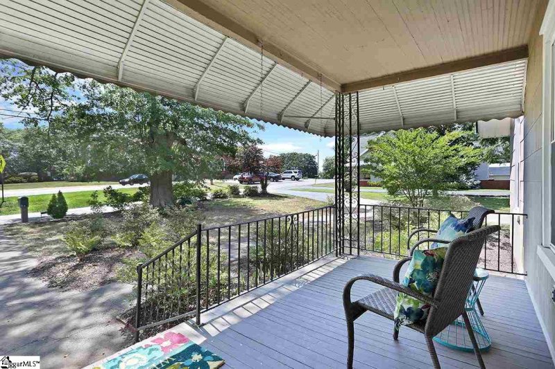 Property image 2 at 311 Oak Lane, Liberty, SC 29657