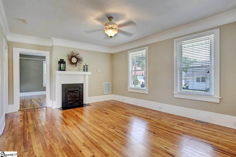 Property image 3 at 311 Oak Lane, Liberty, SC 29657