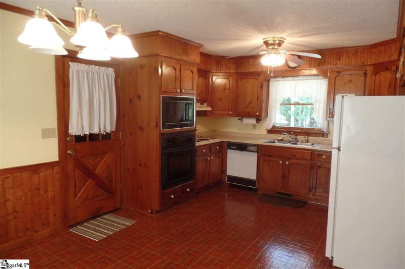 Property image 4 at 1005 Colleton Court, Easley, SC 29642