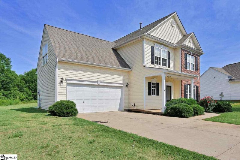 Property image 3 at 728 Golden Tanager Court, Greer, SC 29651