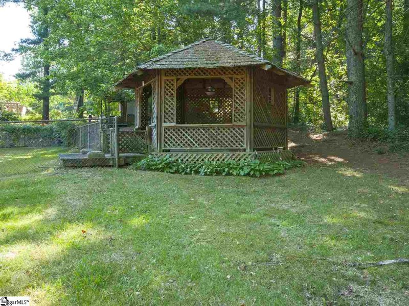 Property image 2 at 106 Pinewood Drive, Taylors, SC 29687