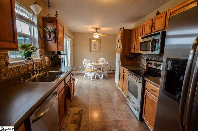 Property image 5 at 2335 Mays Bridge Road, Greer, SC 29651