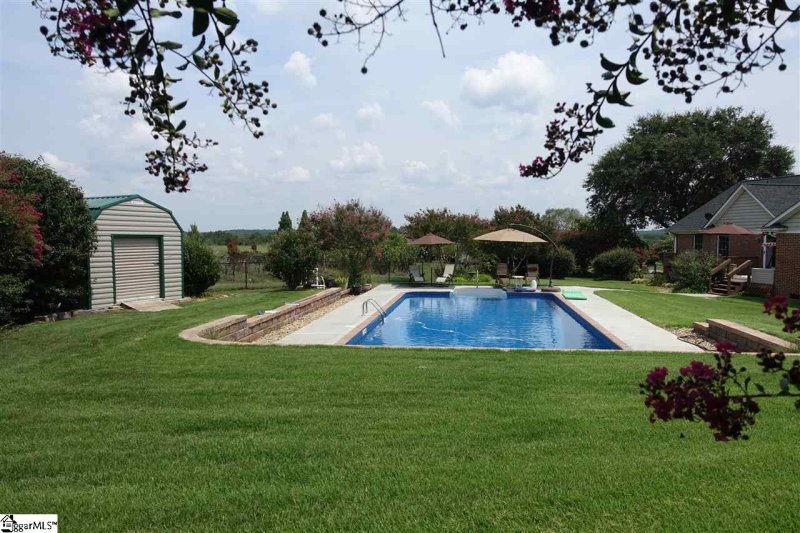 Property image 2 at 221 Campaign Trail, Duncan, SC 29334