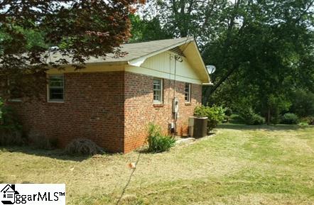 Property image 2 at 205 Mistletoe Drive, Greenville, SC 29617