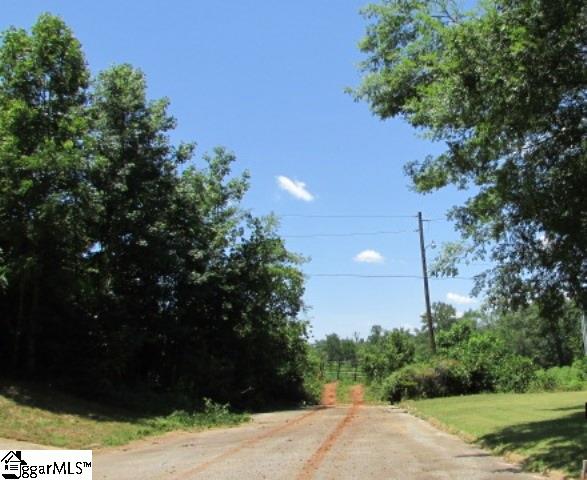 Property image 4 at 205 Mistletoe Drive, Greenville, SC 29617