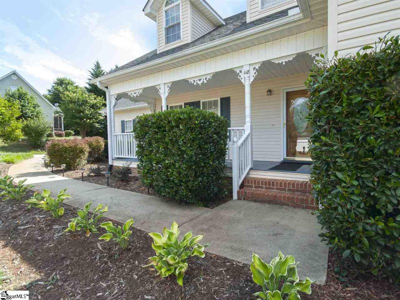 Property image 3 at 118 Saddlebrook Avenue, Pickens, SC 29671