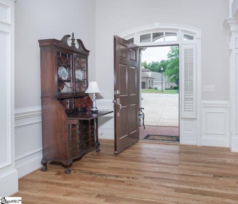 Property image 5 at 4 Tinsley Court, Greenville, SC 29615