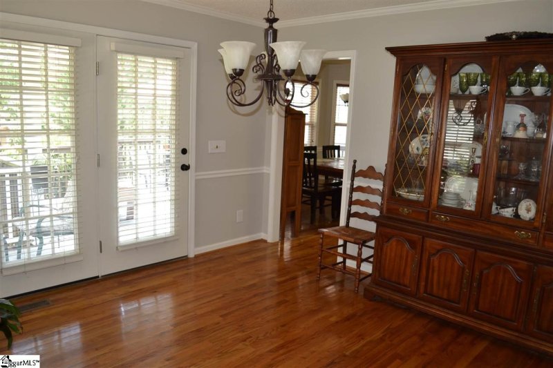 Property image 5 at 28 Brooke Ann Court, Taylors, SC 29687