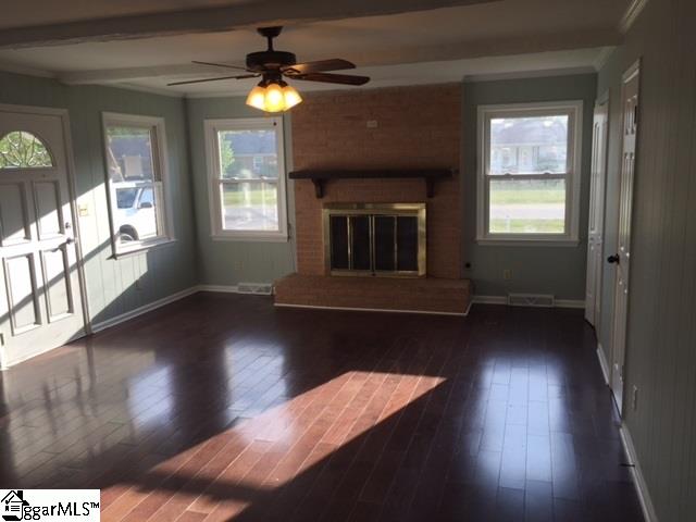 Property image 2 at 104 Eden Street, Laurens, SC 29360