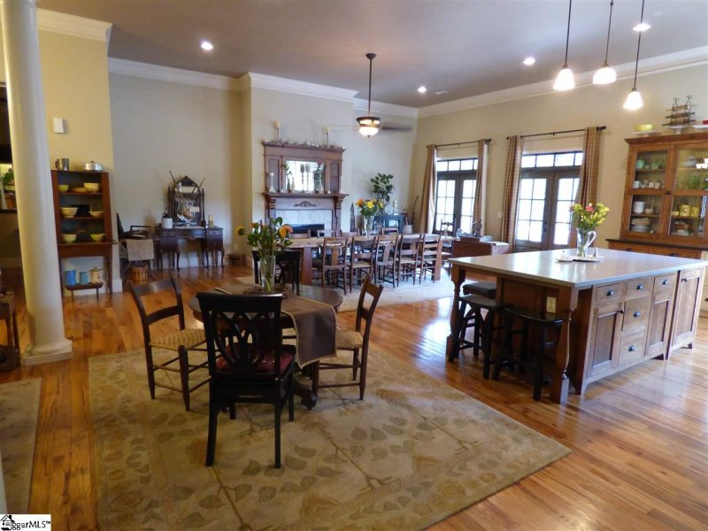 Property image 3 at 6 San Bruno Court, Greer, SC 29651