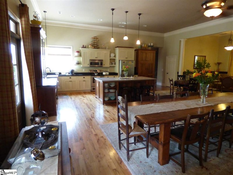 Property image 4 at 6 San Bruno Court, Greer, SC 29651