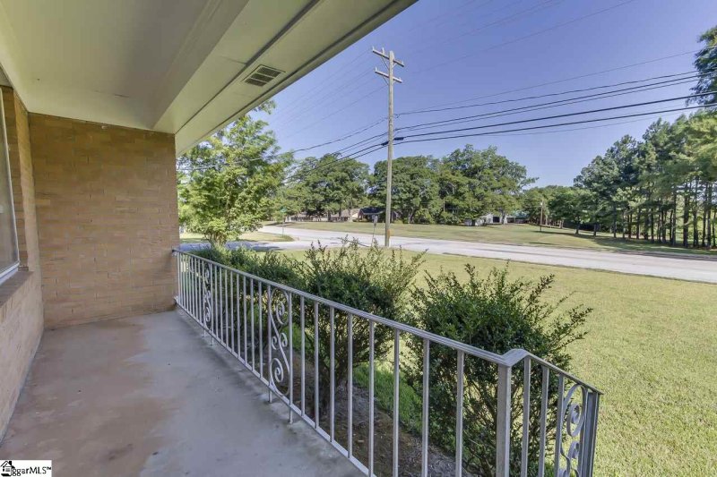 Property image 5 at 1000 E Georgia Road, Simpsonville, SC 29681