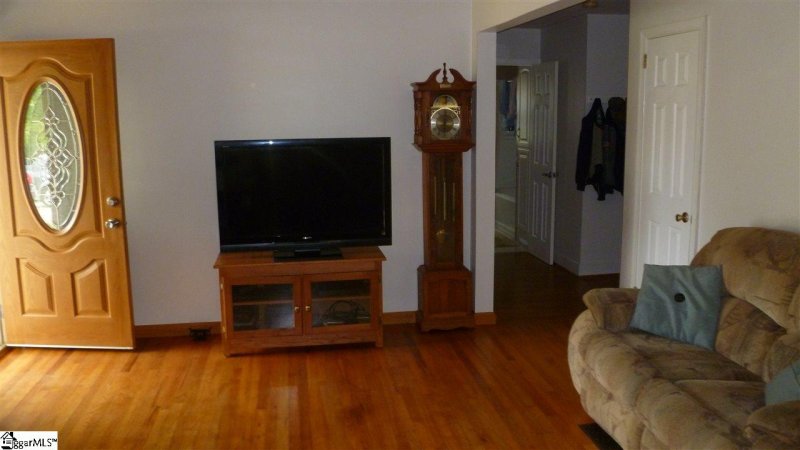 Property image 2 at 205 Woodfield Drive, Easley, SC 29642