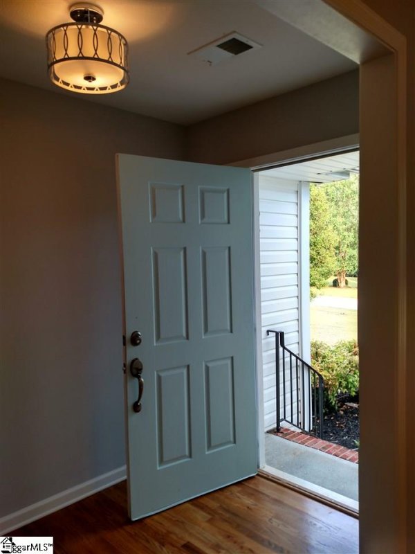 Property image 4 at 106 Shore View Court, Taylors, SC 29687