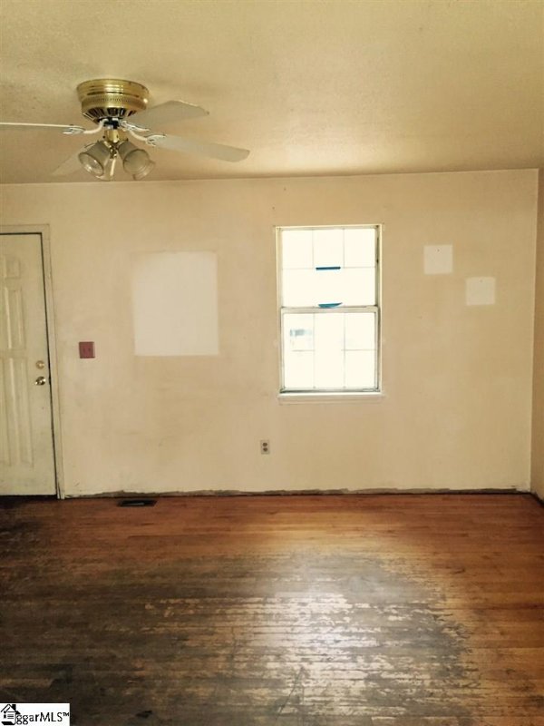 Property image 3 at 5 June Lane, Greenville, SC 29605