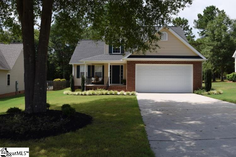 Property image 3 at 112 Royal Drive, Williamston, SC 29697