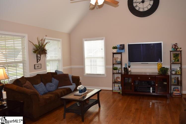 Property image 5 at 112 Royal Drive, Williamston, SC 29697