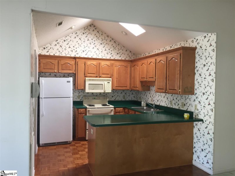 Property image 2 at 104 Baldwin Place, Easley, SC 29642