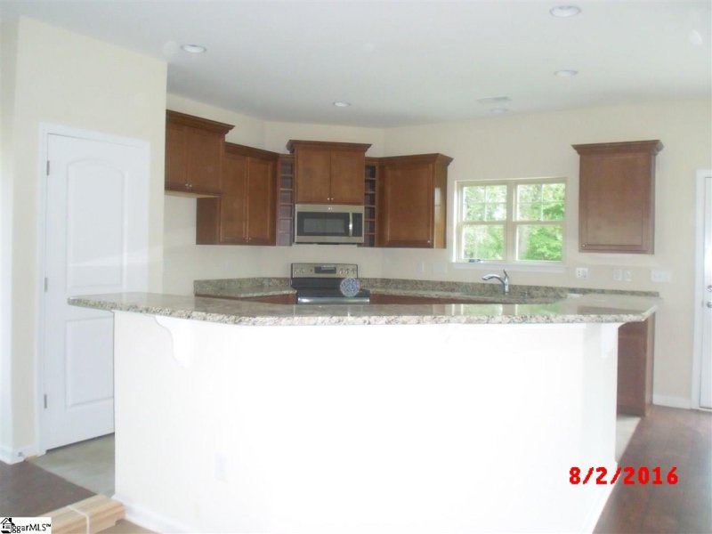 Property image 4 at 328 Faulkner Drive, Moore, SC 29369