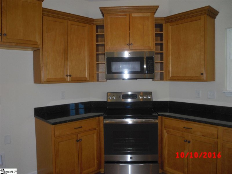 Property image 3 at 320 Faulkner Drive, Moore, SC 29369