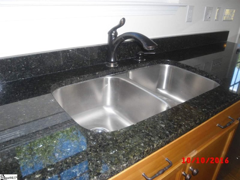 Property image 5 at 320 Faulkner Drive, Moore, SC 29369