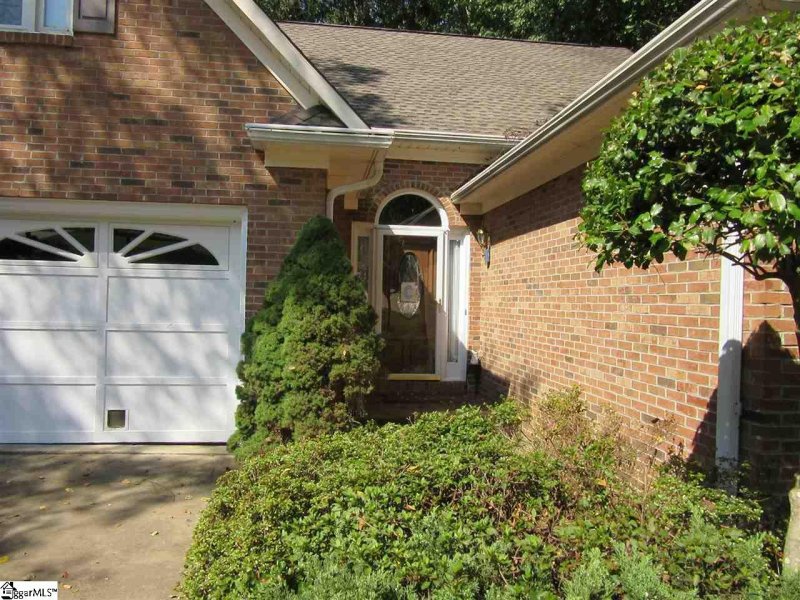 Property image 4 at 421 Litchfield Drive, Moore, SC 29369